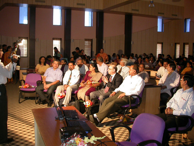 Institutul „Mahatma Gandhi Mission” de Științe Medicale din Mumbai a găzduit la 7 ianuarie 2010 o Conferință Internațională de Cardiologie