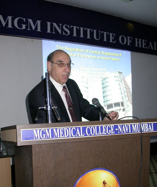 Dr. Irving H. Zuker, profesor și director al Centrului de Cercetare Cardiovasculară al UNMC (University of Nebraska Medical Center) și șef al Departamentului de Fiziologie Cardiovasculară și Biofizică al Universității Nebraska